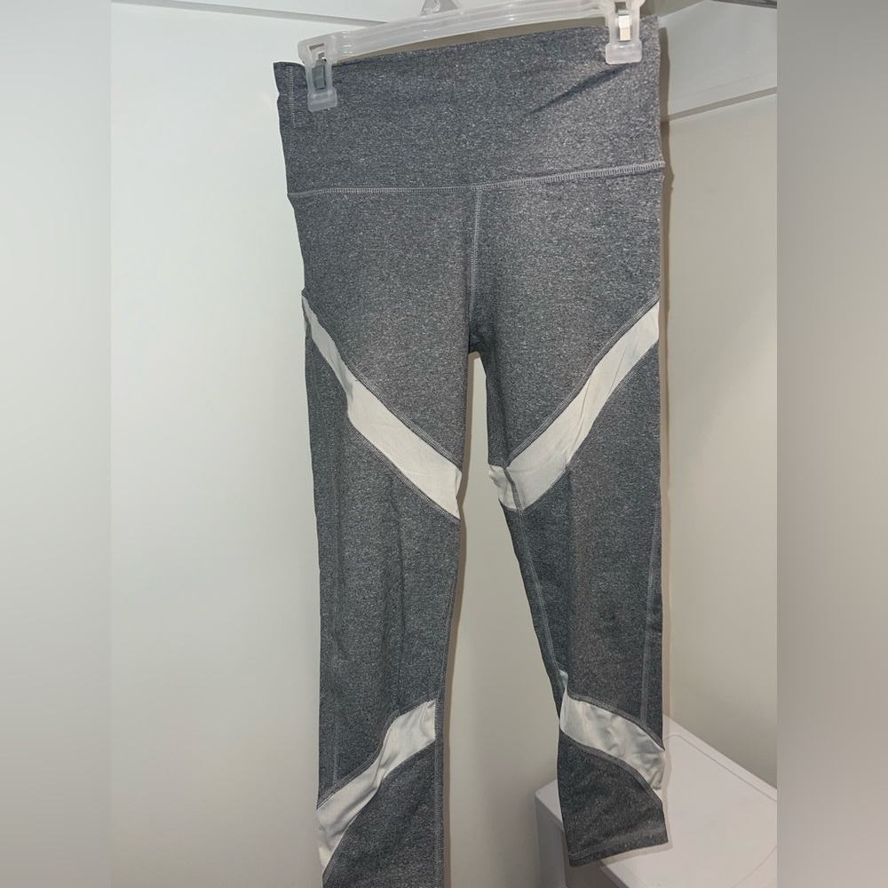 Aerie gray cut out leggings